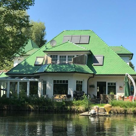 Moderne Maisonette-Wohnung Am Karpfenteich; Modern Apartment With View Of The Carp Pond Barmstedt エクステリア 写真