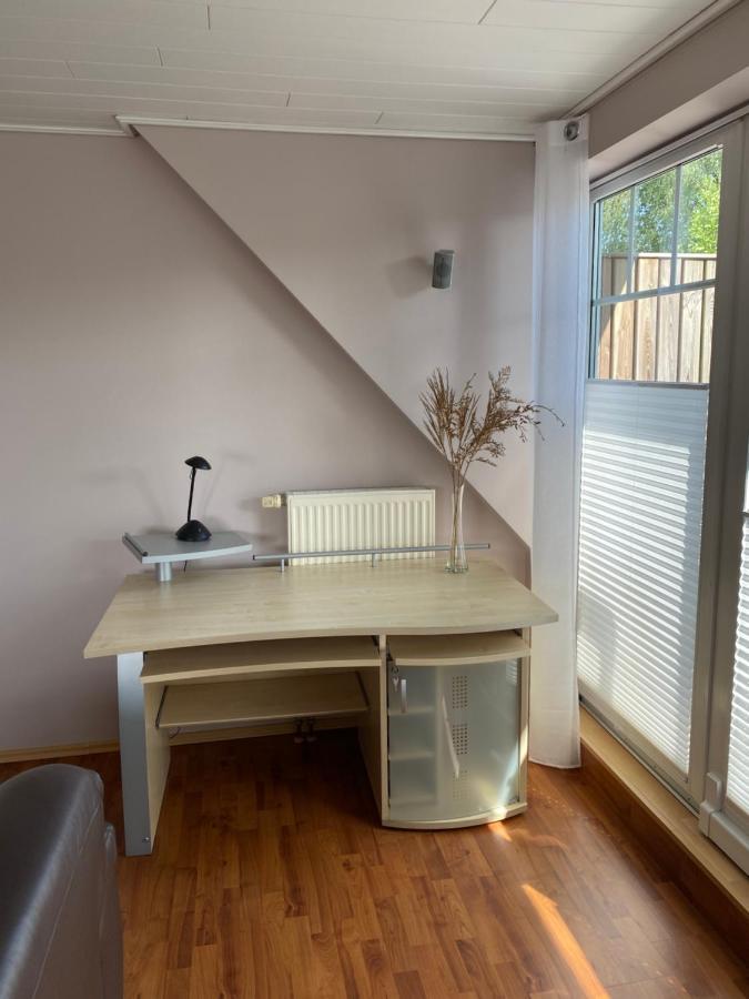 Moderne Maisonette-Wohnung Am Karpfenteich; Modern Apartment With View Of The Carp Pond Barmstedt エクステリア 写真