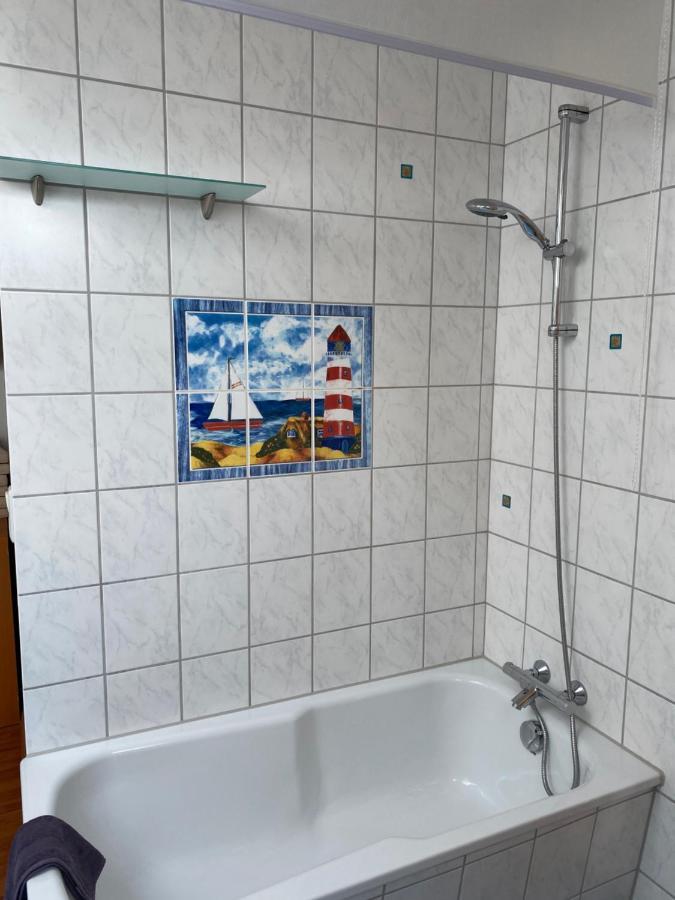 Moderne Maisonette-Wohnung Am Karpfenteich; Modern Apartment With View Of The Carp Pond Barmstedt エクステリア 写真
