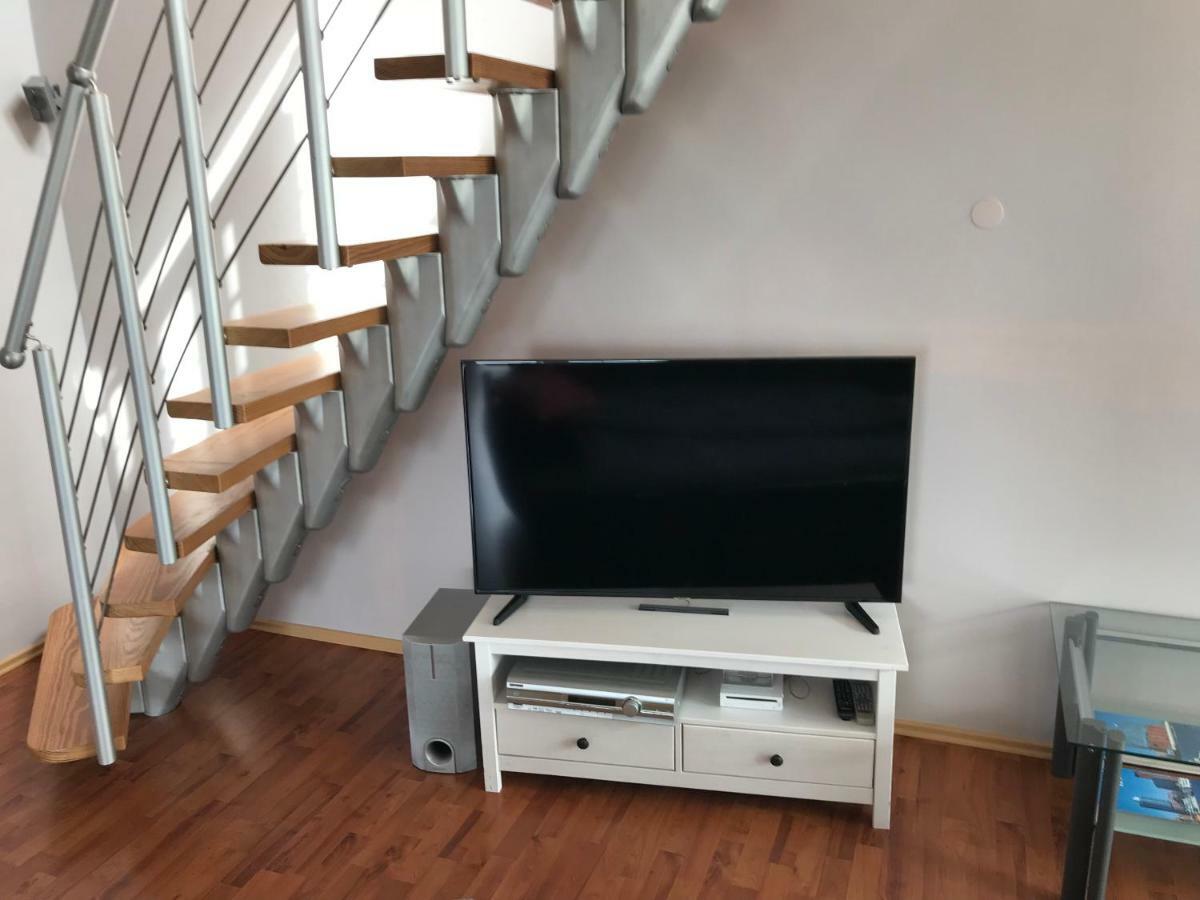 Moderne Maisonette-Wohnung Am Karpfenteich; Modern Apartment With View Of The Carp Pond Barmstedt エクステリア 写真